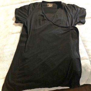 Nuroo Black Tee Size Medium
